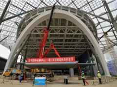 深圳国际会展中心钢结构封顶，将成为全球第一大会展中心